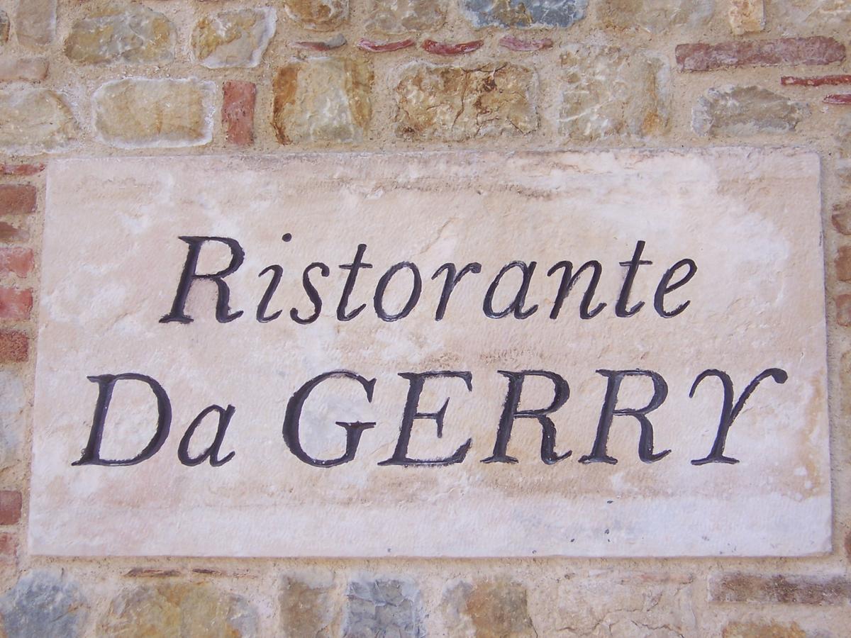 Locanda Da Gerry Castelcucco Exterior foto